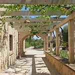 度假居 Ferienvilla Rafalet By Interhome