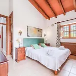 度假居 Ferienvilla Rafalet By Interhome *